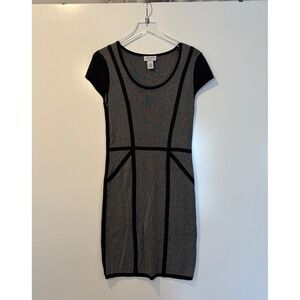 Carmen Marc Valvo Dress Womens Medium Grey Black Colorblock Sheath Knit